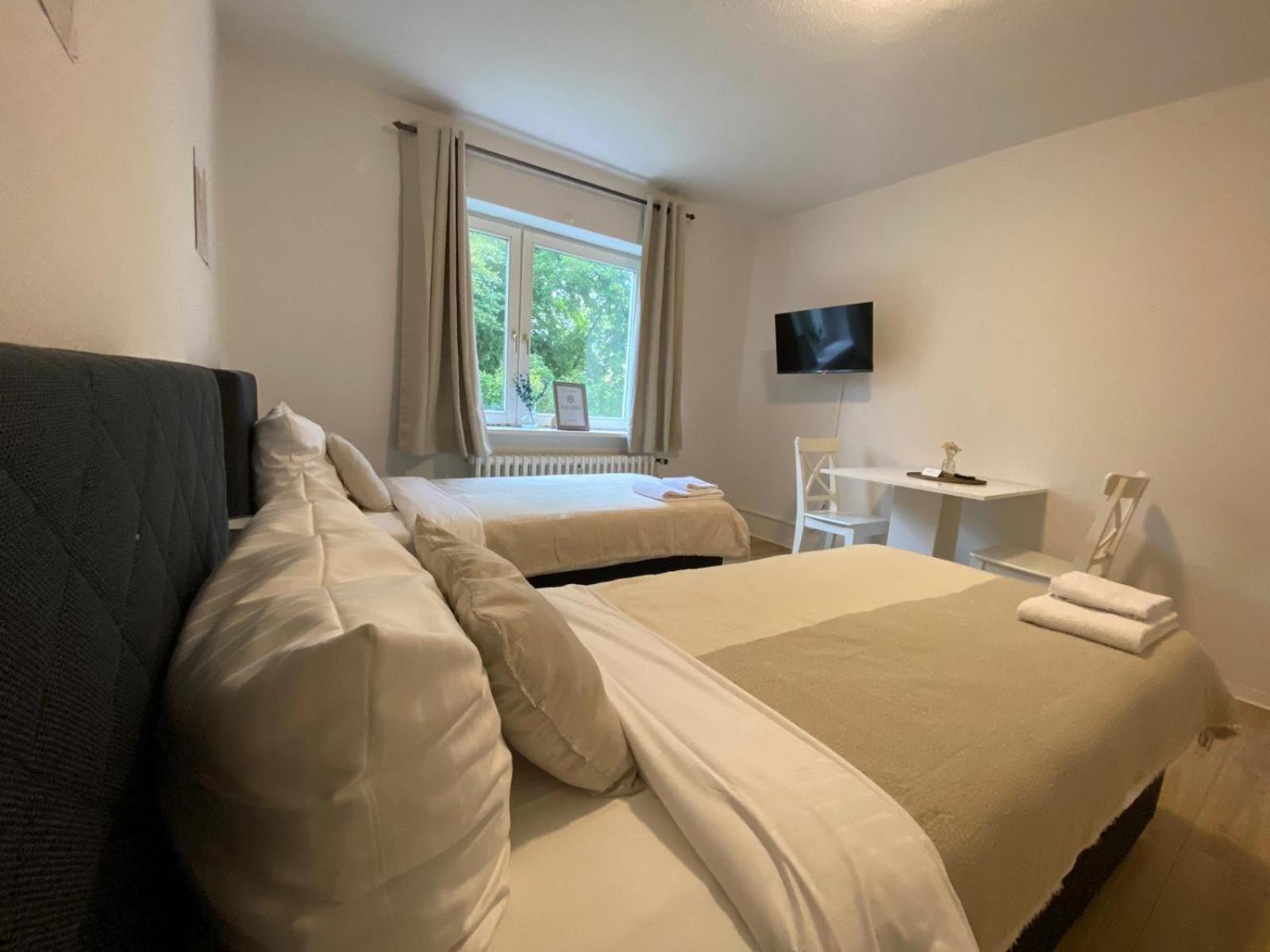 Zentrale 3-Zimmer Wohnung Mit Balkon - Perfekt Fuer Monteure Und Familien Neumünster Exteriér fotografie